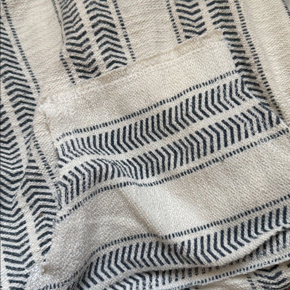 Billabong Hooded Sweatshirt - Picture 4 of 4